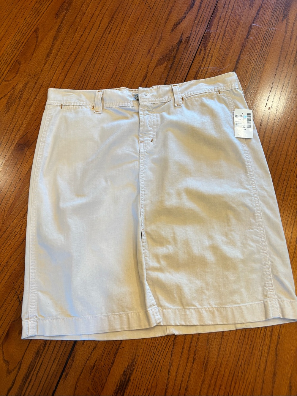 7 For All Mankind Light Beige Flat-Front Men's Shorts